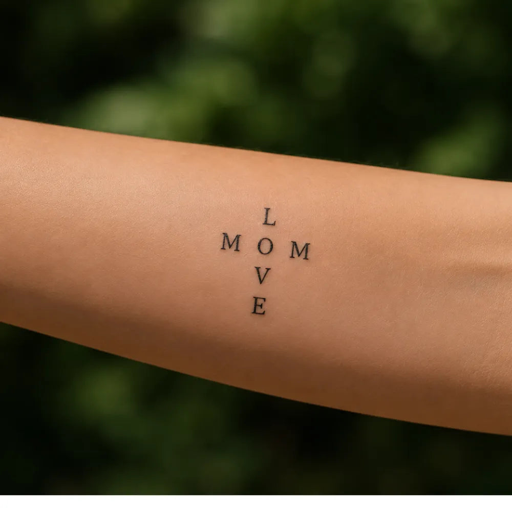 SafeTatt — Mom Love · fotografie tetování na kůži